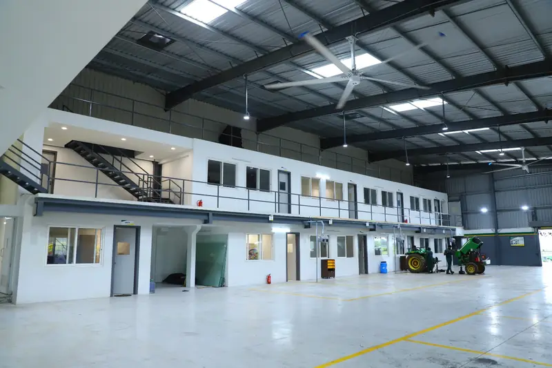 Workshop and service offices